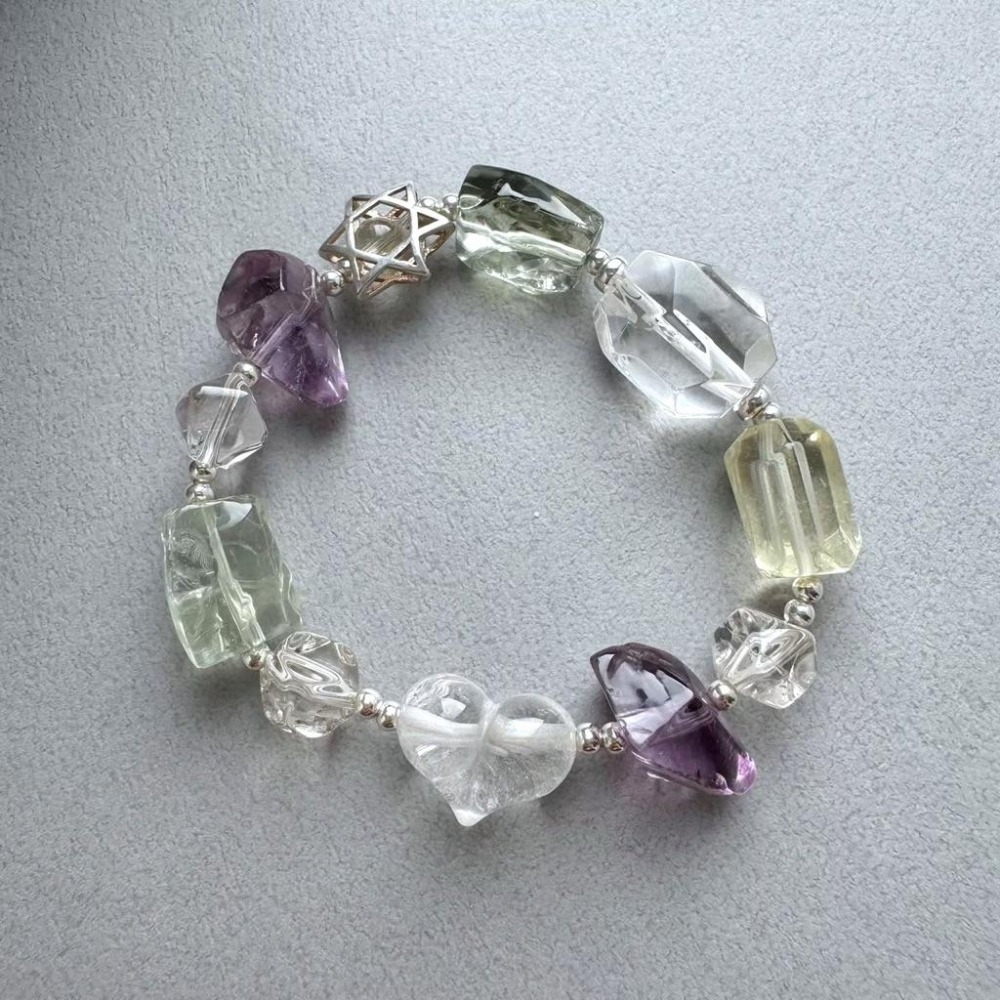 [zoeverglow] < 冰川心星 >綠水晶x白水晶x竹葉青黃水晶x紫水晶s925手串｜屁桃愛心 大水晶 透明系-細節圖9