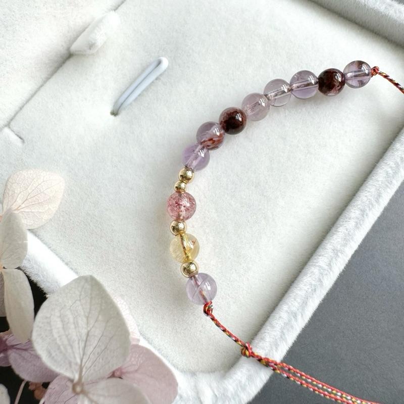 [zoeverglow] < 紫•離火 >紫幽靈x金髮晶x草莓晶五色線手繩｜14kgf 九紫離火 祈福 紅繩 本命年-細節圖2