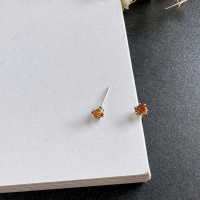 [zoeverglow]橙石榴石 耳釘｜芬達 美拉德