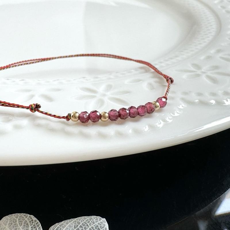 [zoeverglow] 石榴石x五色線手繩｜14kgf 極細 祈福 紅繩 本命年-細節圖2