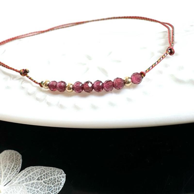 [zoeverglow] 石榴石x五色線手繩｜14kgf 極細 祈福 紅繩 本命年-細節圖9