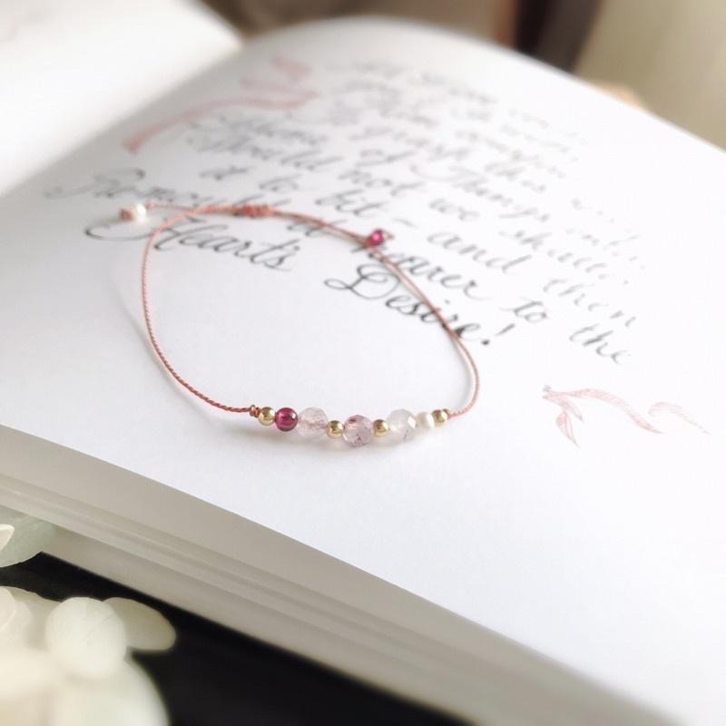 [zoeverglow]五色線+草莓晶x淡水珍珠x石榴石編製紅繩手繩｜極細-細節圖2