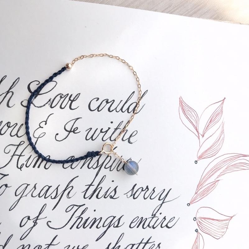 [zoeverglow]拉長石 14kgf編製手鍊 | 藏青 灰月光石-細節圖9