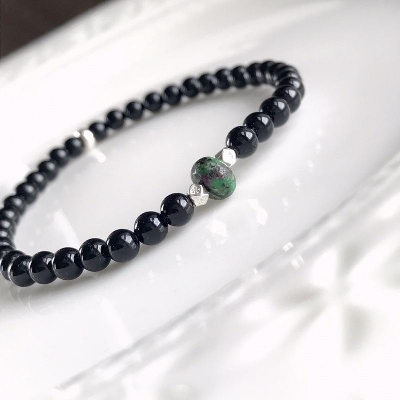 [zoeverglow]原創紅綠寶x黑瑪瑙 純銀手串|彈力繩-細節圖2