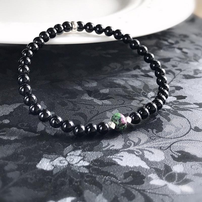 [zoeverglow]原創紅綠寶x黑瑪瑙 純銀手串|彈力繩-細節圖9