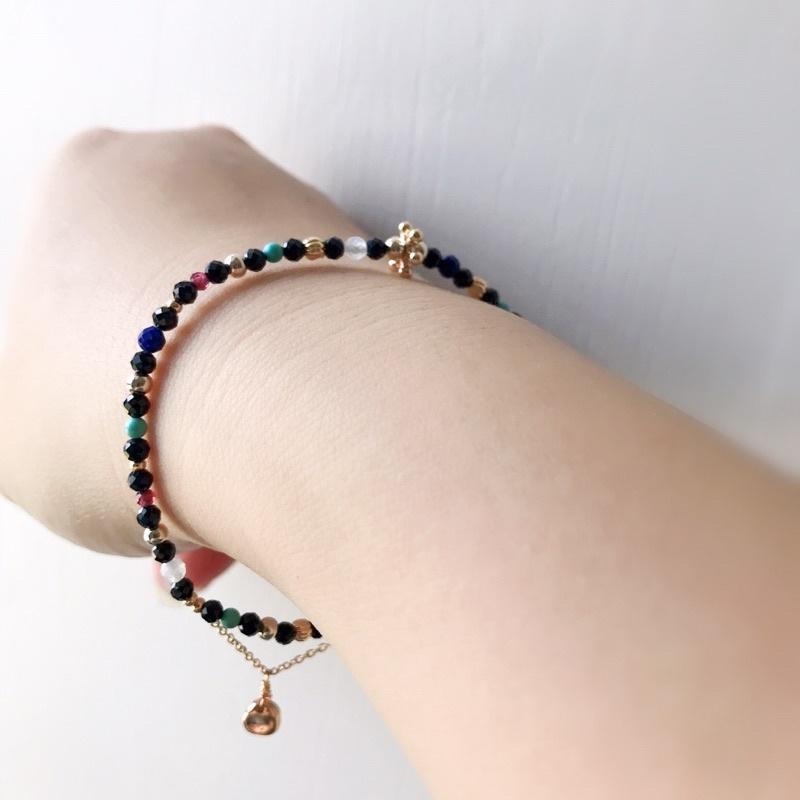 [zoeverglow]原創黑尖晶石x月光石x綠松石x石榴石手串｜金銀雙色 細手串 異國風-細節圖6