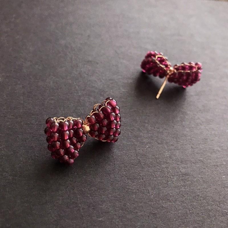 [zoeverglow]蝴蝶結石榴石耳環｜紫牙烏 手工編製 甜美 童話風-細節圖5