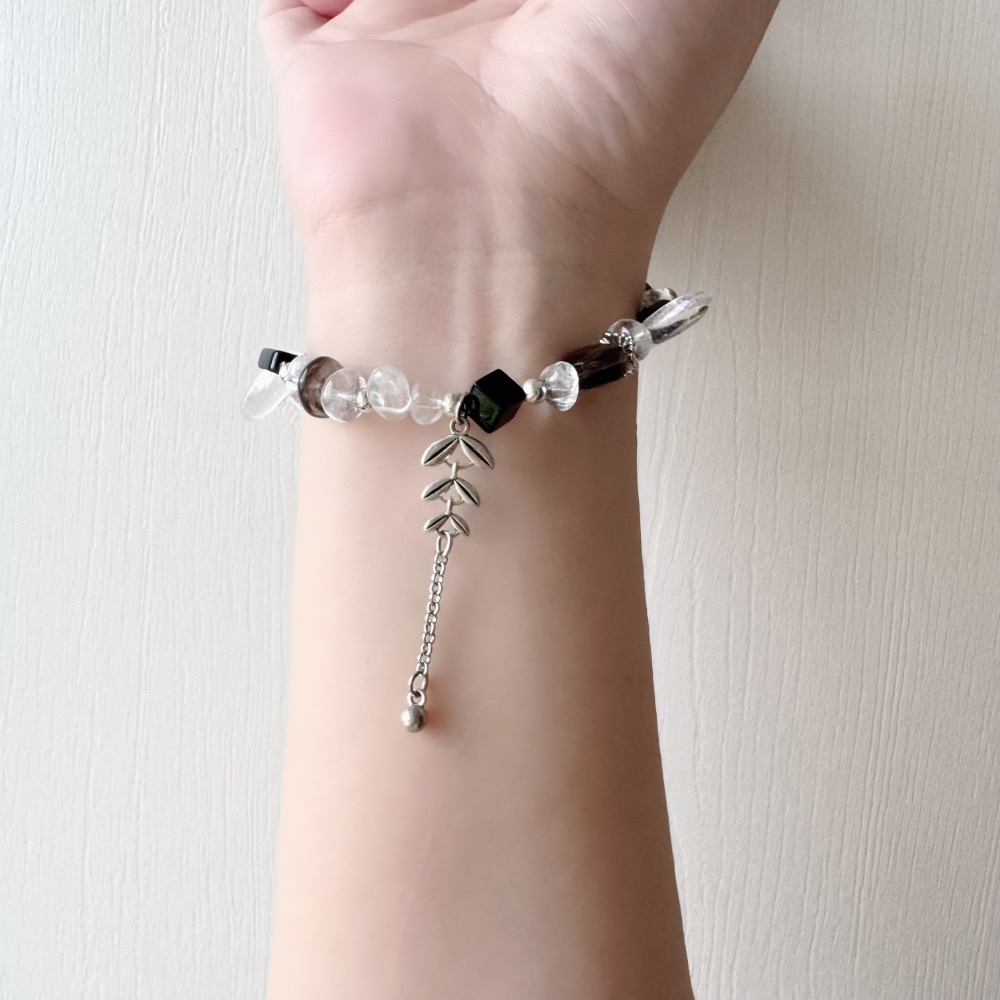 [zoeverglow] 冰曜石玫瑰水晶手串｜黑瑪瑙 × 白水晶 × 茶水晶｜天然水晶手作設計 療癒系 守護 清冷風-細節圖6