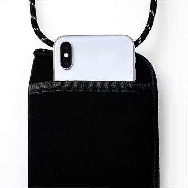 （常來商店）現貨日本雜誌附錄日單多功能男女簡約單肩斜挎包護照包豎款手機包小包-細節圖4