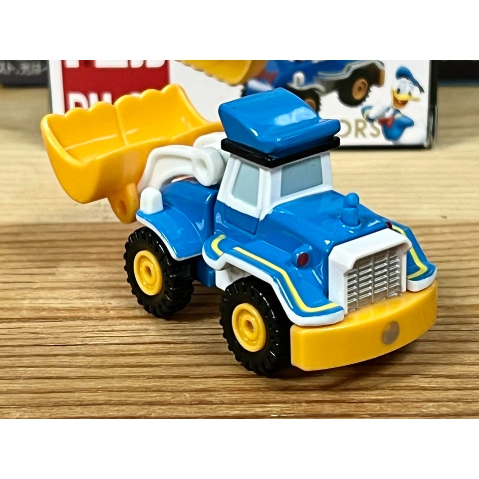 DISNEY TOMICA DM-06 唐老鴨堆土機-細節圖2