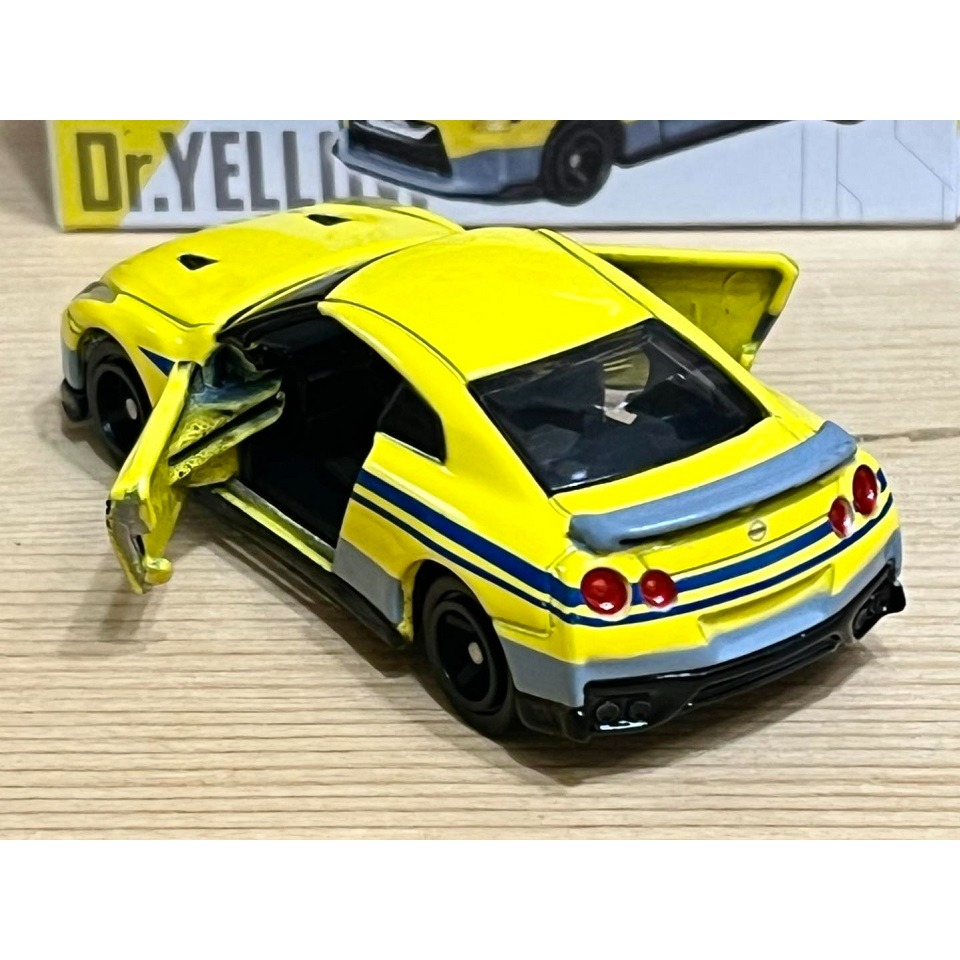 TOMICA NISSAN GT-R 黃博士新幹線塗裝-細節圖2