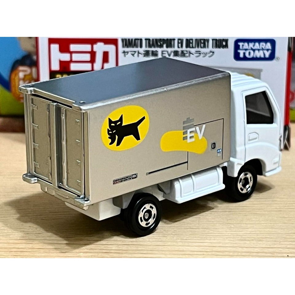 TOMICA No.48 黑貓宅配車-細節圖3