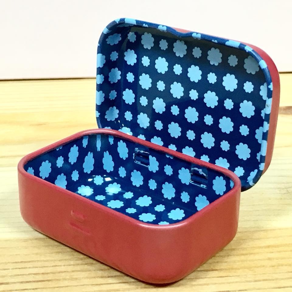 奶妹 PEKO 迷你鐵盒 (收納盒, 紅)-細節圖2