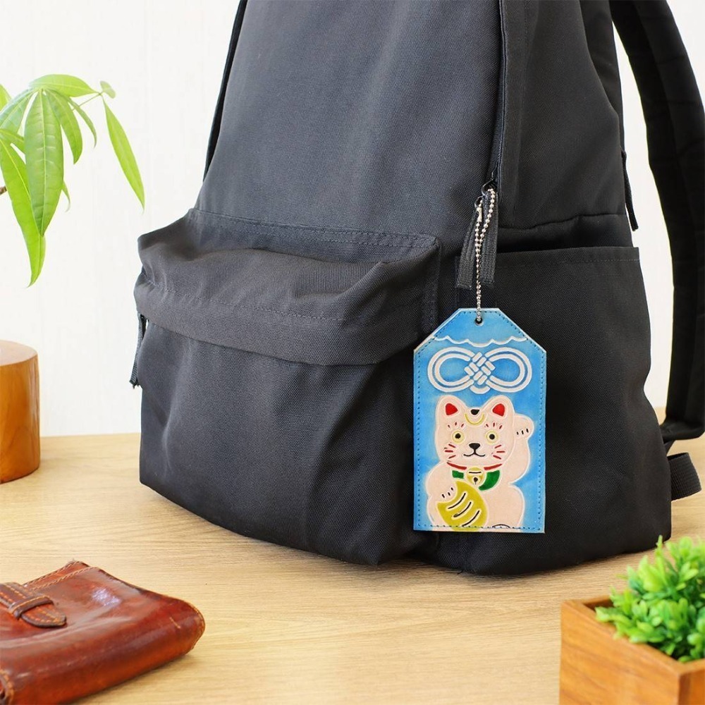 現貨-日本手工彩繪御守皮革卡套 悠遊卡夾 證件夾 幸運符 吉祥物 祈福 開運 招財 掛飾 富士山 達摩 柴犬-細節圖2