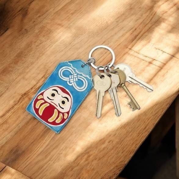現貨-日本手工彩繪御守皮革卡套 悠遊卡夾 證件夾 幸運符 吉祥物 祈福 開運 招財 掛飾 富士山 達摩 柴犬-細節圖5