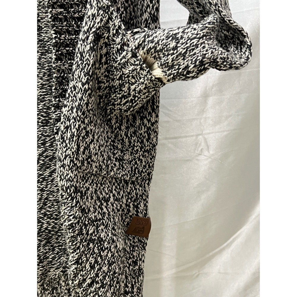 Roots 全新X S針織外套-細節圖2