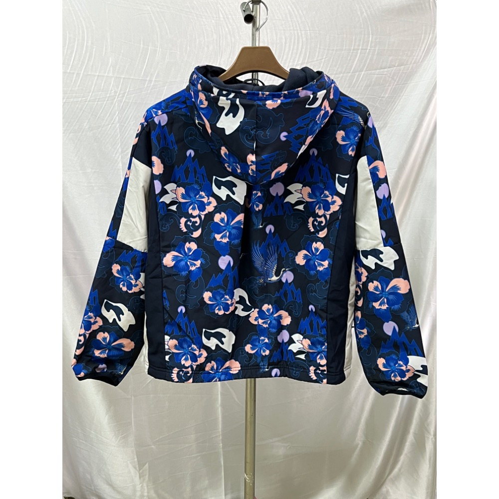 Adidas 女S 防風保暖連帽外套-細節圖5