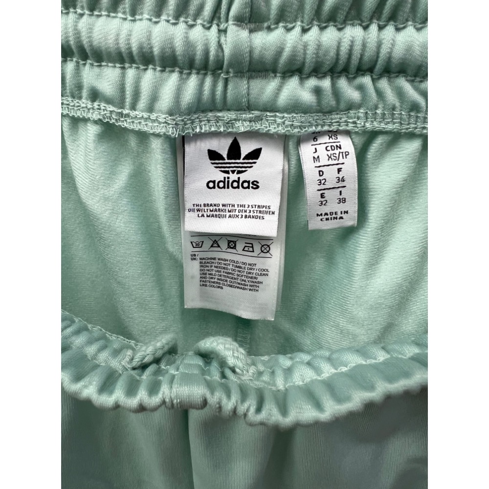 Adidas 原創M 排釦 運動長褲-細節圖5