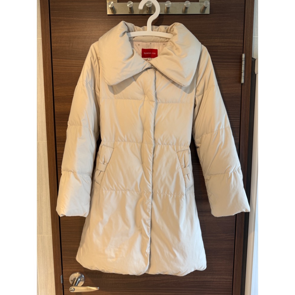 日牌 專櫃 貴牌 貴婦牌 Apuweiser-riche 大翻領大寬領 腰身 羽絨 外套 蝴蝶結-細節圖4