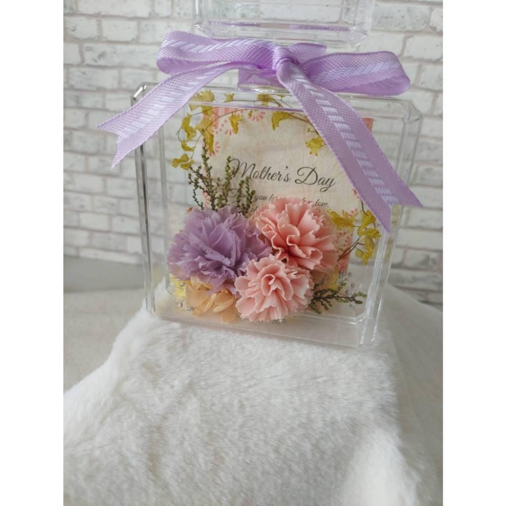 貓魚手作｜獨家設計 馨香祝福香水壓克力瓶 永生康乃馨香水瓶 索拉花 不凋花 母親節禮物-細節圖2