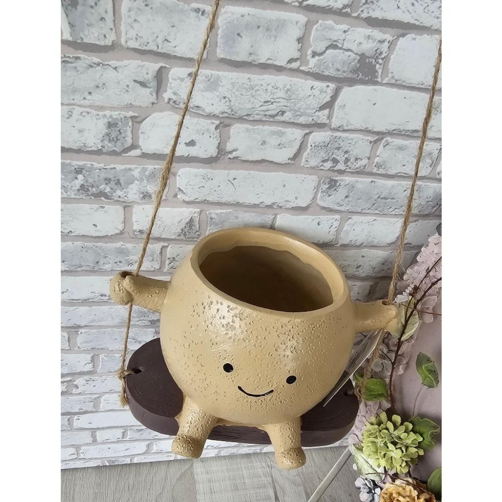 貓魚手作| 可愛鞦韆人花器 盪鞦韆 吊掛花器 日本花器 花盆 多肉盆栽 Greenhouse 多肉花器-細節圖2