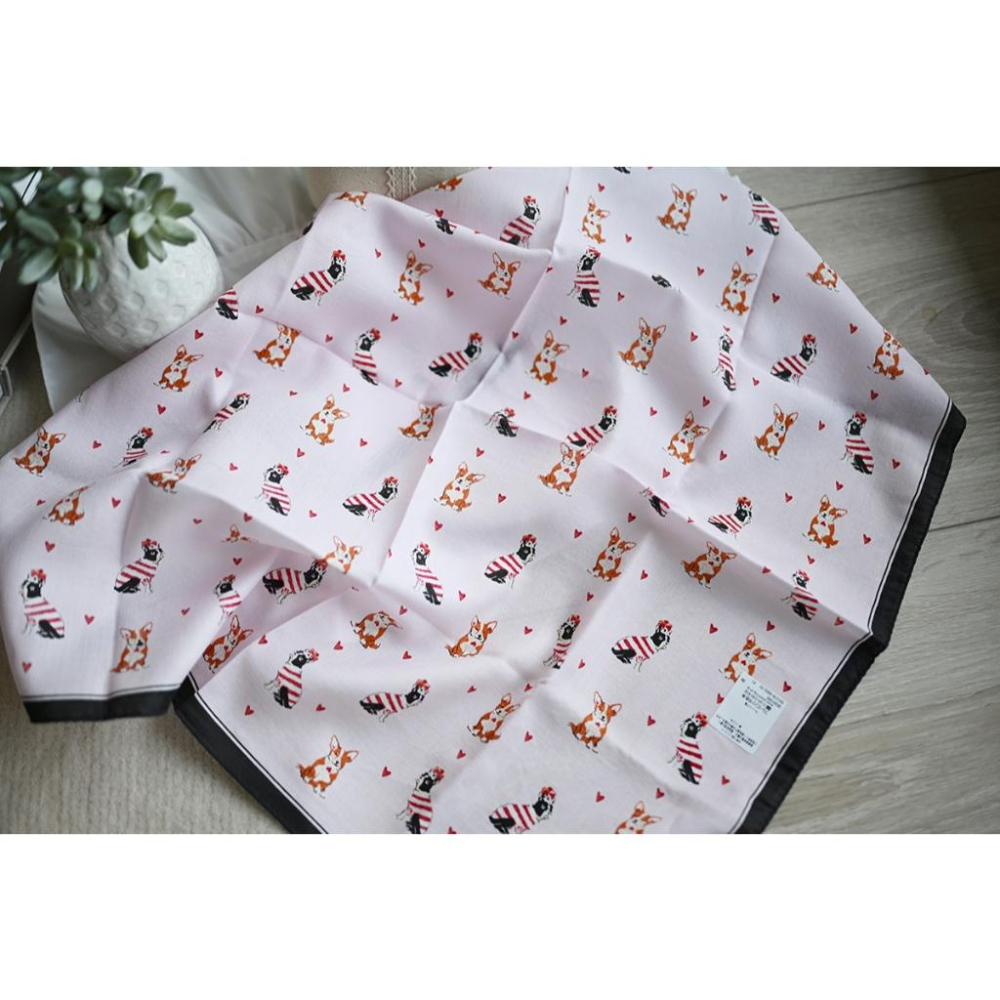 丸丸選品Cath Kidston日本製手帕領巾英國風格可愛狗狗插畫設計交換禮物穿搭-細節圖3