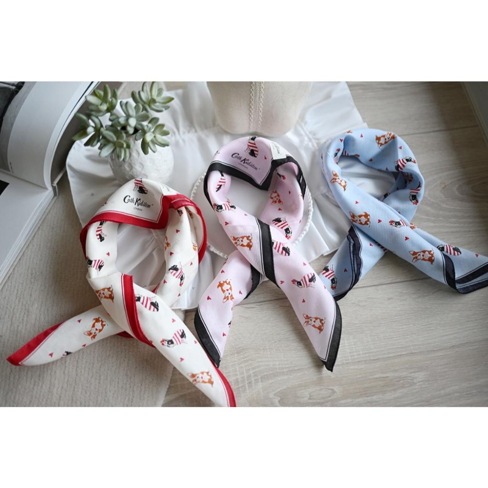 丸丸選品Cath Kidston日本製手帕領巾英國風格可愛狗狗插畫設計交換禮物穿搭-細節圖9