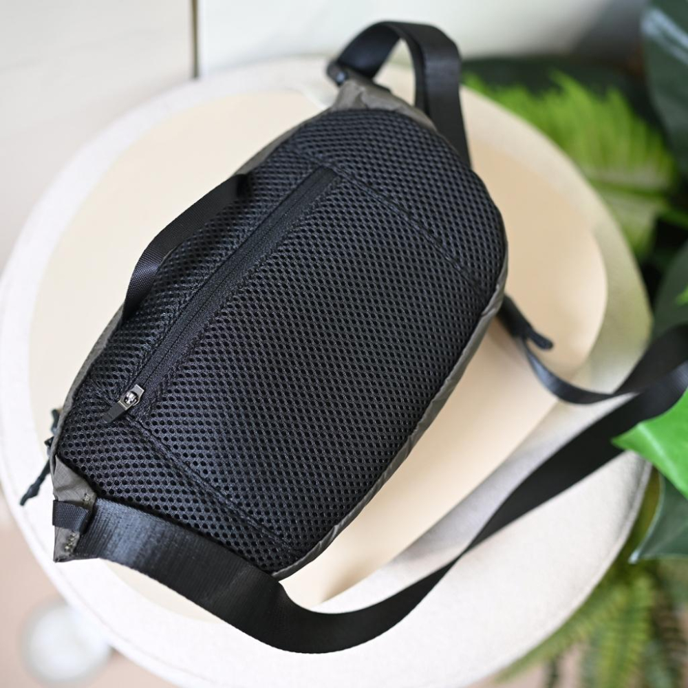 轉賣Fyber Forma  RD1 斜背腰包綠色-細節圖6