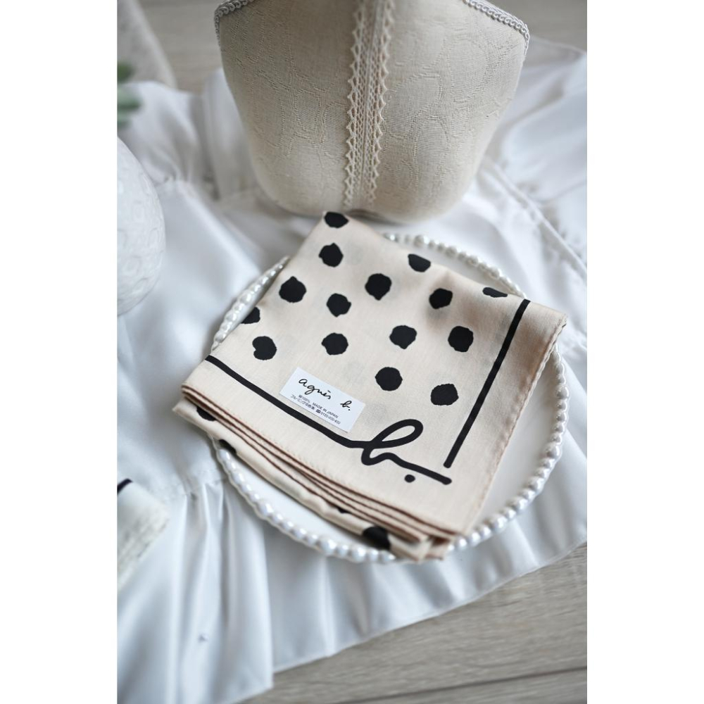 丸丸選品經典點點agnes b日本製手帕 領巾白色點點 黑色經典 奶茶穿搭送禮交換禮物-細節圖5