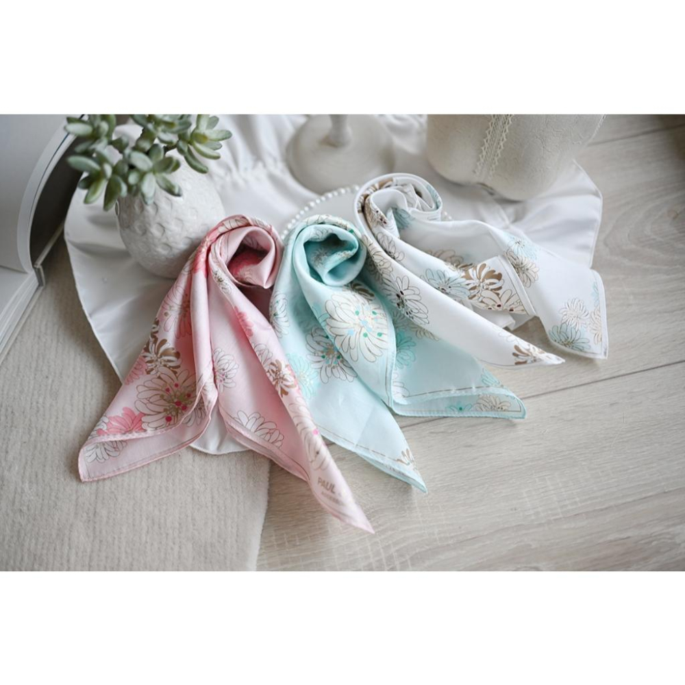 丸丸選品經典PAUL & JOE 花花圖案ACCESSOIRES絲巾手帕領巾交換禮物媽媽情人節-細節圖2