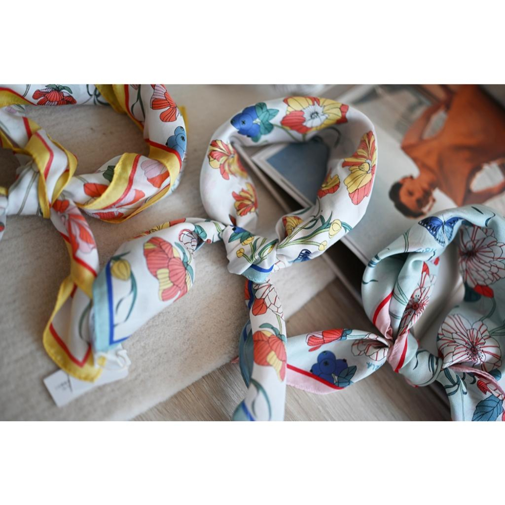 丸丸商店|zakka現貨 FURKA質感花朵手帕方巾純棉日本製日帶回純棉禮物領巾絲巾-細節圖2