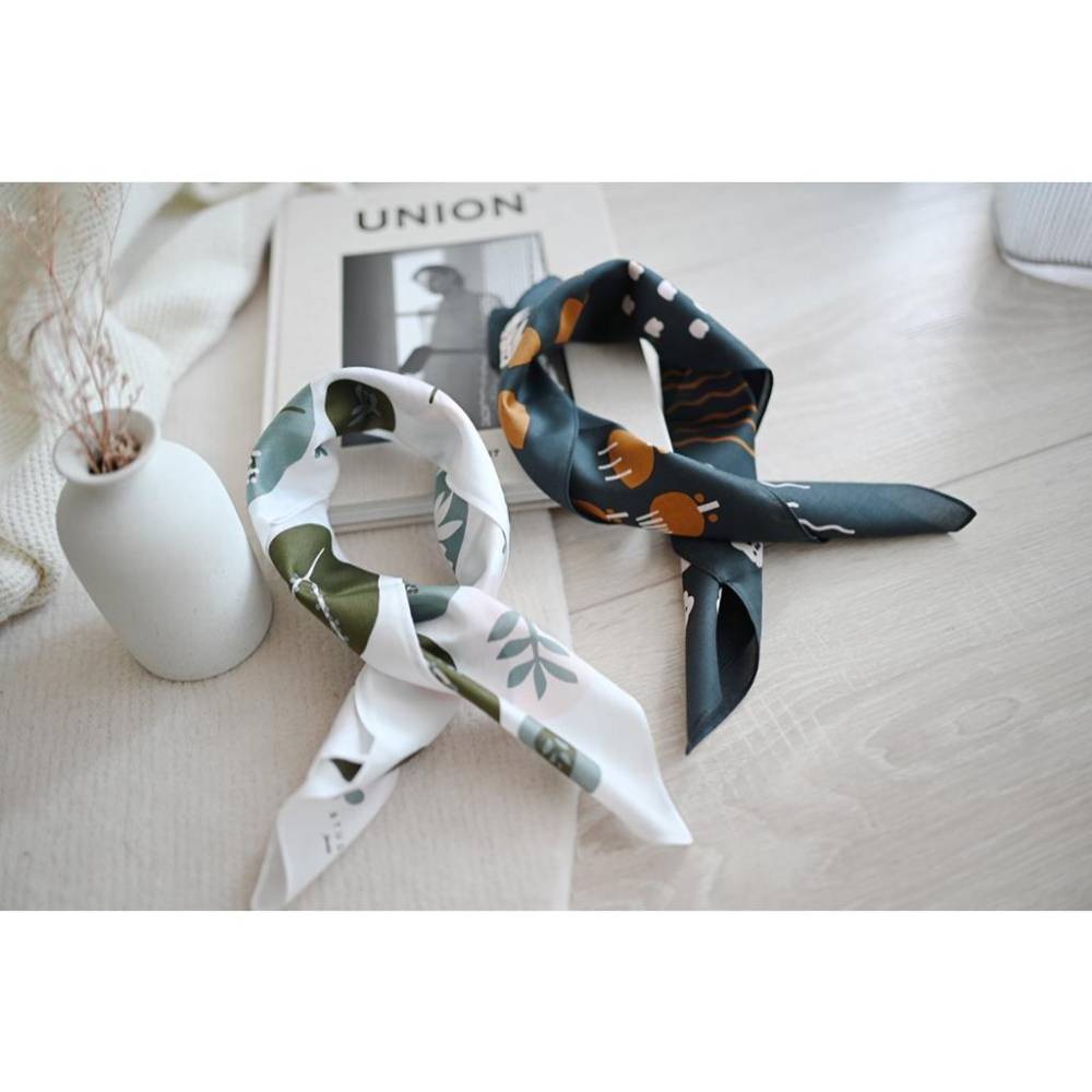 丸丸選品日本帶回日本製手帕IBUH純棉幾何設計圖抽象領巾葉子白色深藍-細節圖4