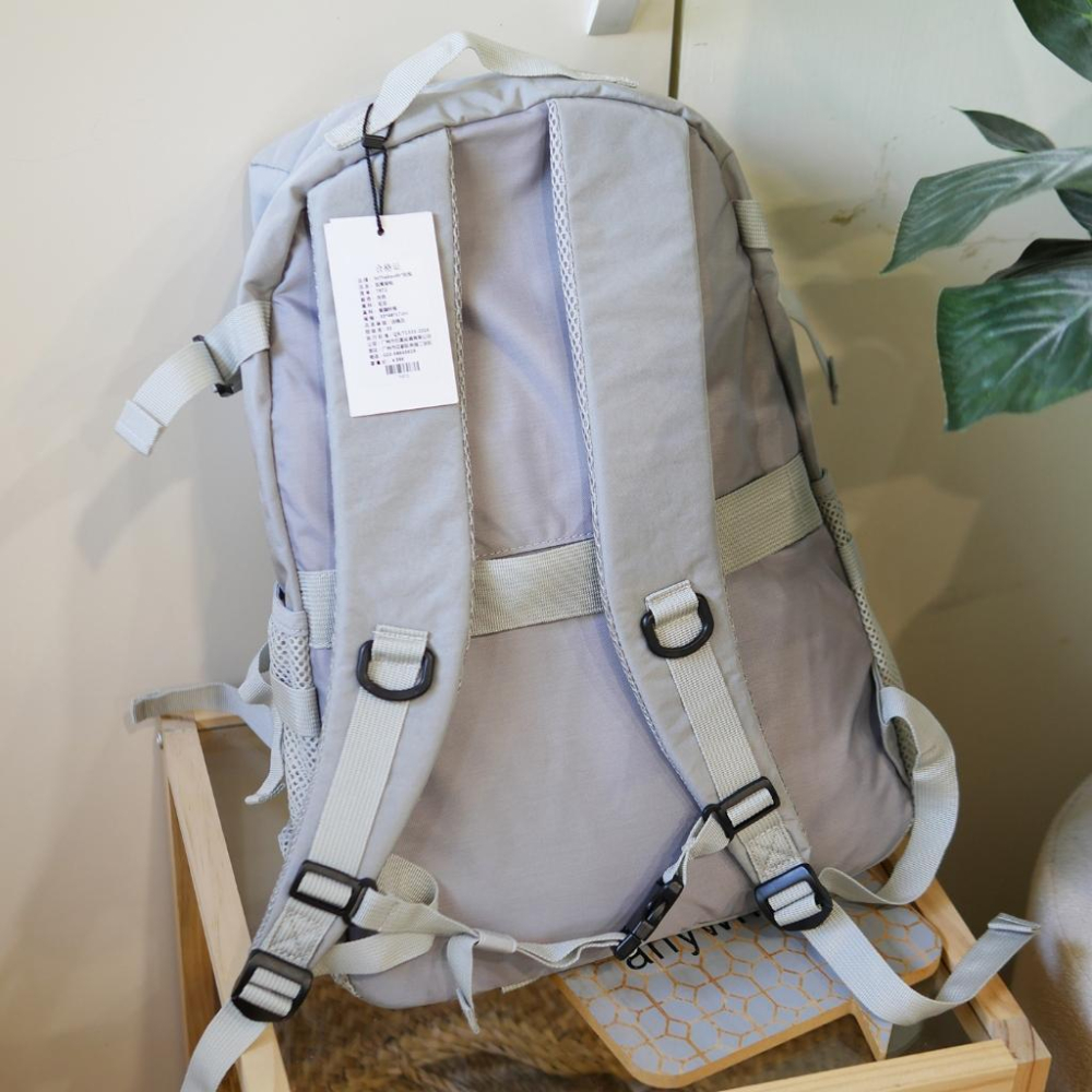 轉賣全新灰色大書包可放筆電15吋筆電包包旅行後背包商務旅行包-細節圖4