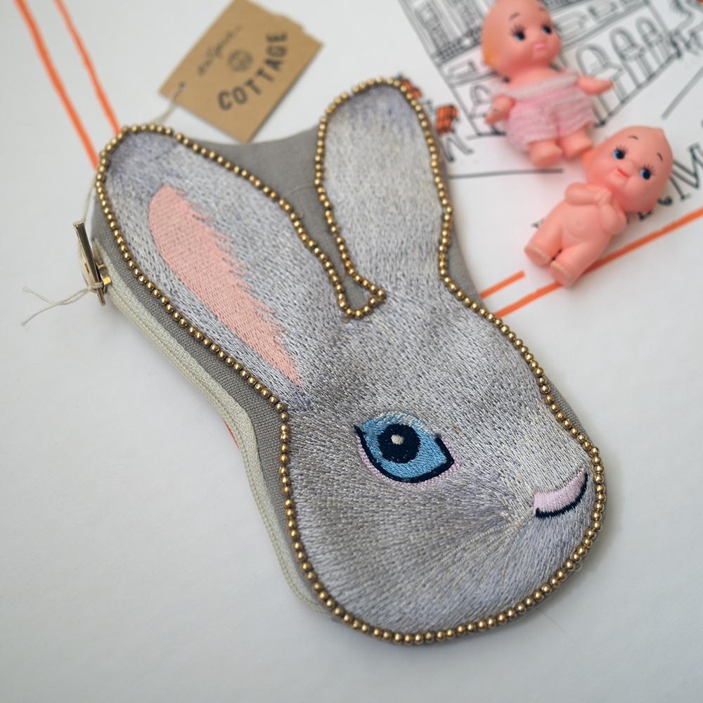 超精緻日本帶回兔兔日本 artipur COTTAGE 刺繡小零錢包小物包丸丸選品ZAKKA-細節圖2