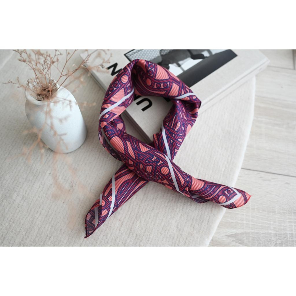 丸丸商店|zakka現貨 Vivienne Westwood 手帕方巾純棉日本製日帶回-細節圖7