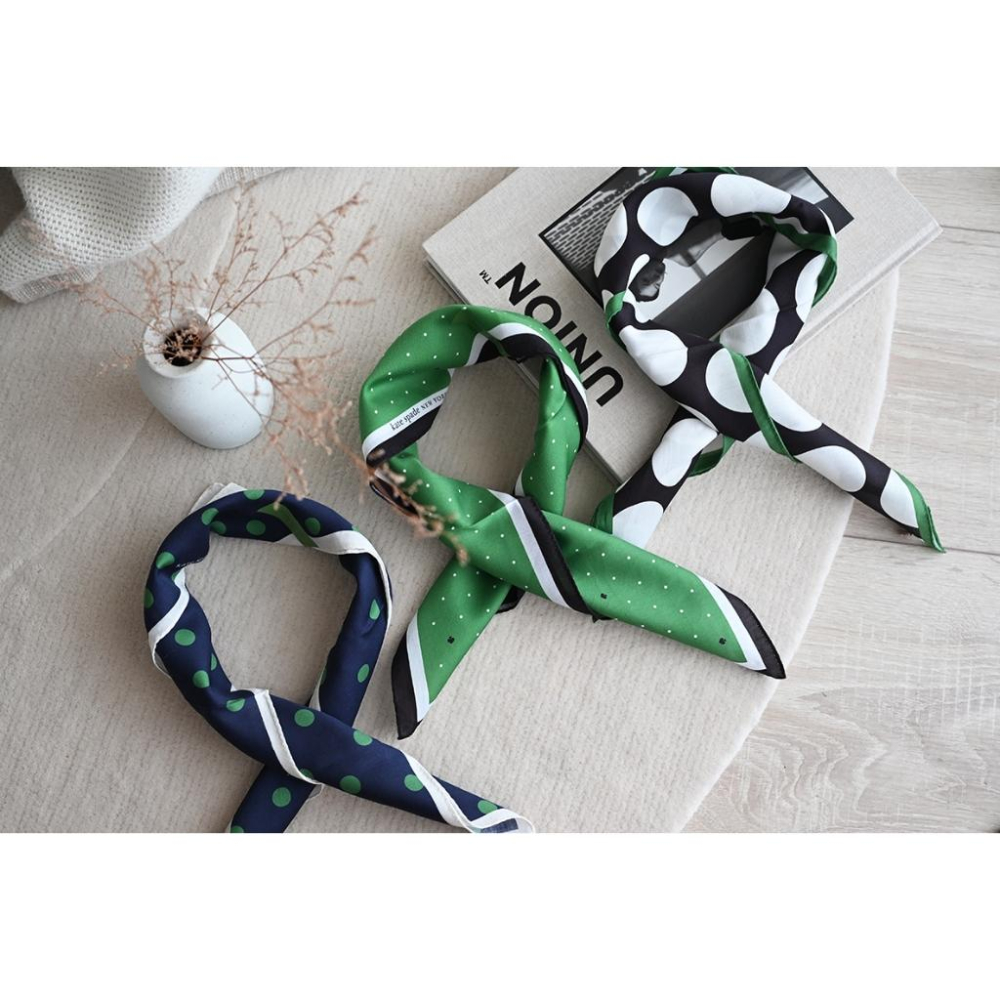 丸丸商店|zakka現貨 日本帶回kate spade手帕絲巾日本製kate spade NEW YORK純棉方巾點點款-細節圖6