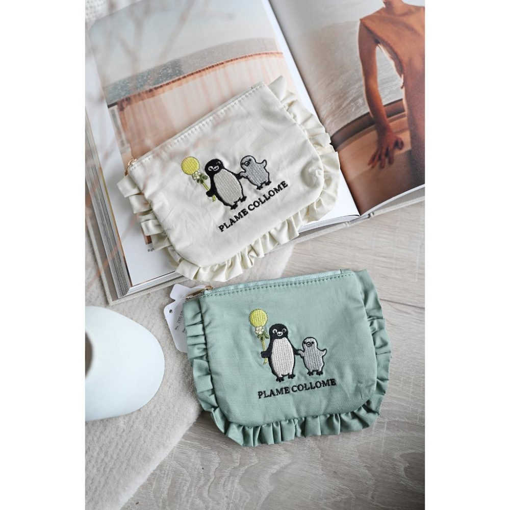 丸丸商店｜zakka日本帶回 JR東日本 Suica企鵝🐧刺繡可愛面紙收納包衛生棉包包plame collome-細節圖2