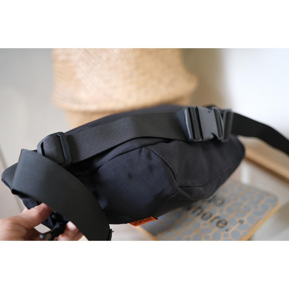 2025韓版尼龍運動風格胸包男生斜胸包-細節圖3