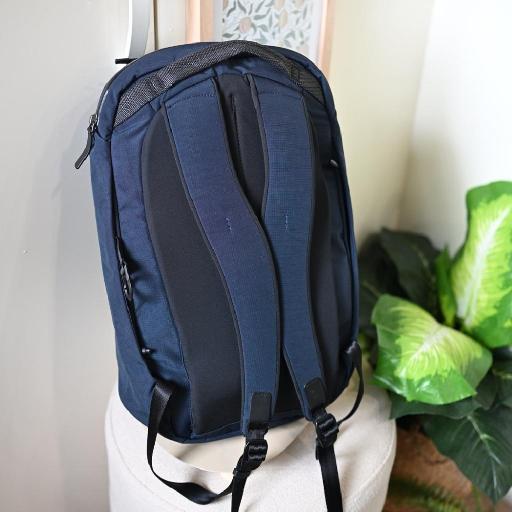 轉賣Bellroy   Via Backpack 20L 活力後背包(海軍藍)-細節圖6