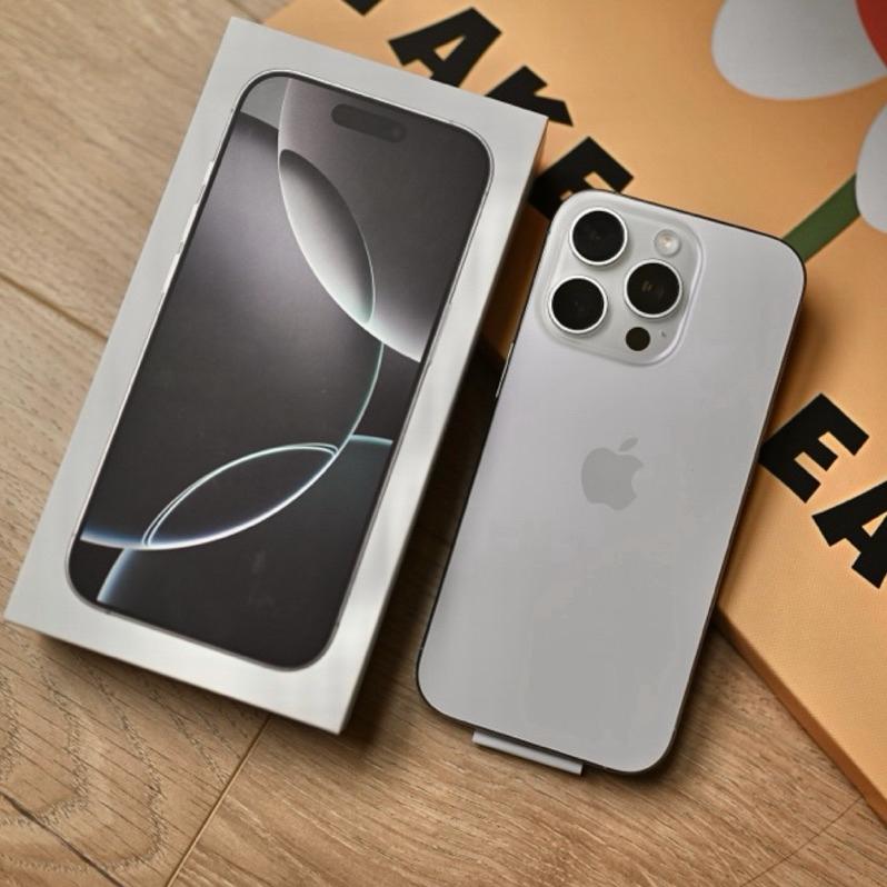 二手9.9成新 iPhone 16 pro 256g 白色-細節圖3