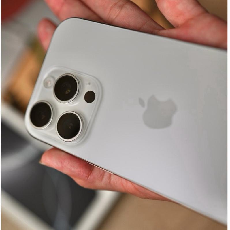 二手9.9成新 iPhone 16 pro 256g 白色-細節圖9