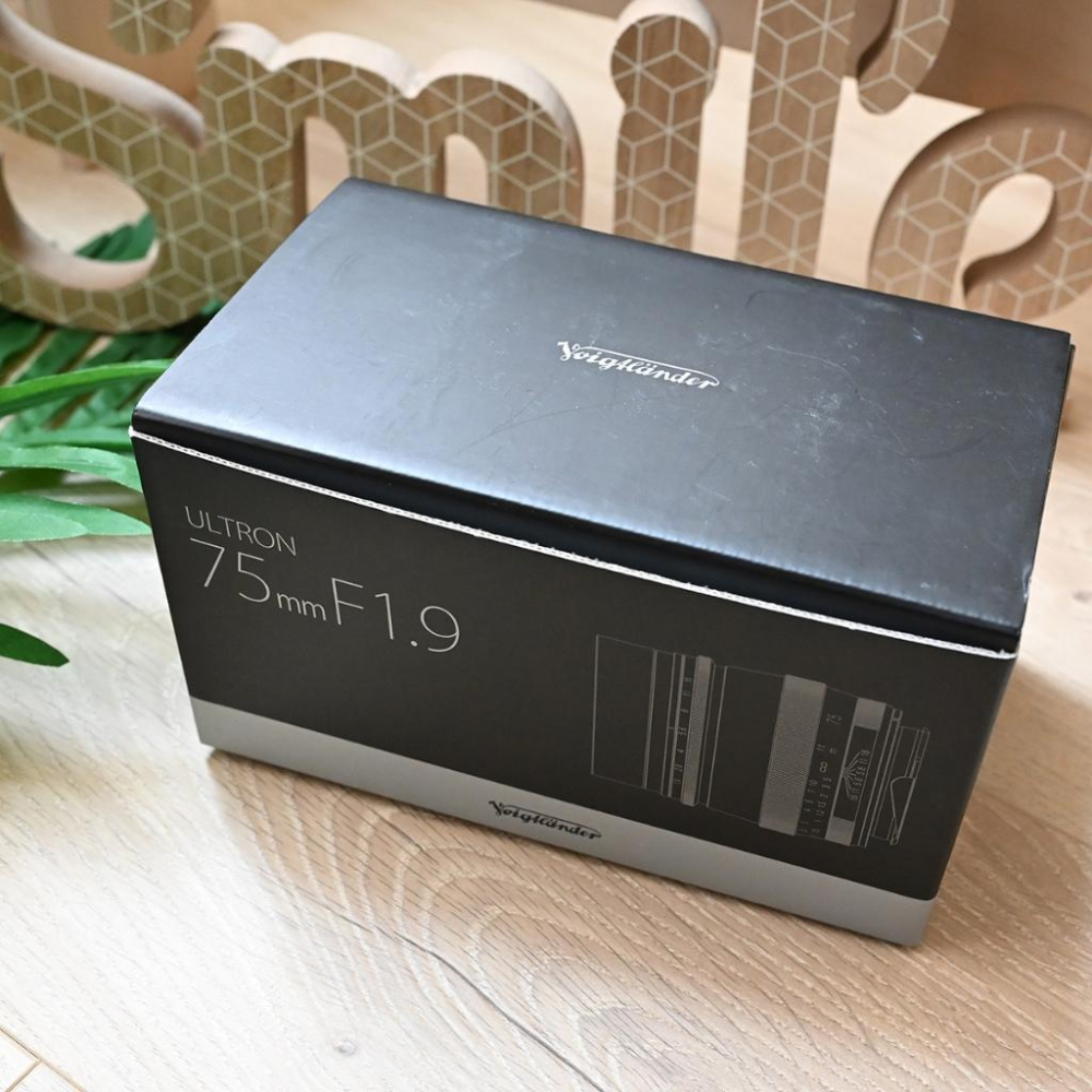 二手9.9成新日本帶回來的福倫達Voigtlander ULTRON 75mm F1.9 M.C Nikon鏡頭-細節圖2