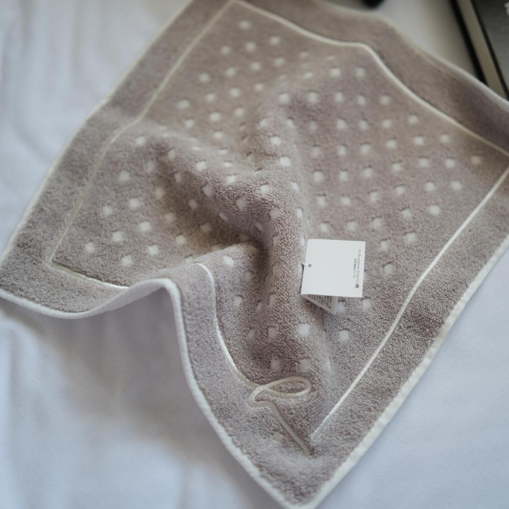 小丸媽日本 Agnes b 小b 小方巾 手帕 日本製 交換禮物擦手巾手帕小毛巾 新年禮物邊框-細節圖3