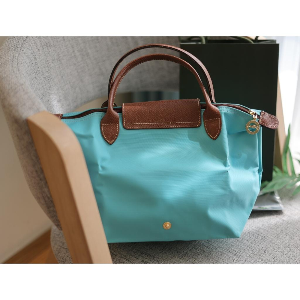 小丸媽的包包LONGCHAMP LE PLIAGE系列短把再生尼龍摺疊水餃包S號小/松石綠蒂芬妮綠-細節圖5