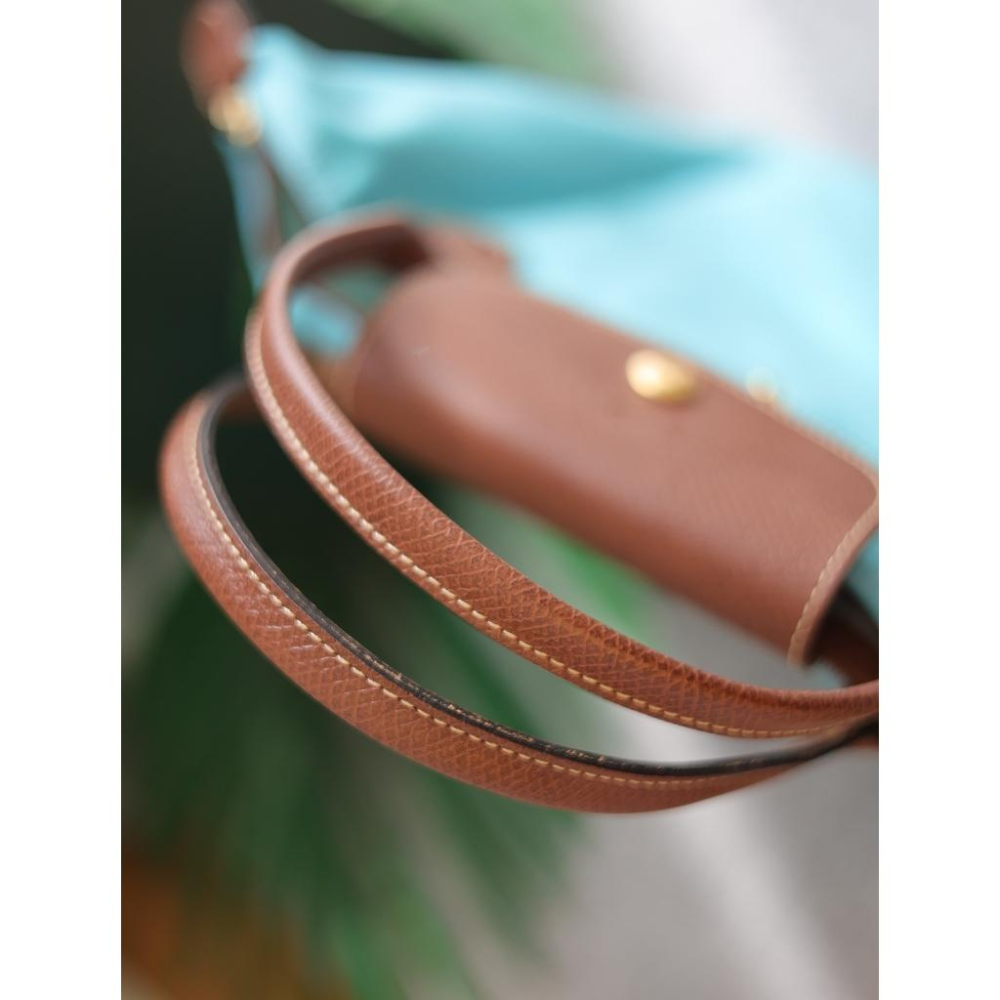 小丸媽的包包LONGCHAMP LE PLIAGE系列短把再生尼龍摺疊水餃包S號小/松石綠蒂芬妮綠-細節圖7