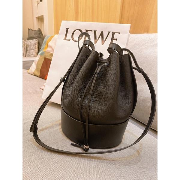 小丸媽二手精品 LOEWE Balloon 黑色 so black銀色串珠 中款雙提把小牛皮手提斜背氣球水桶包-細節圖2