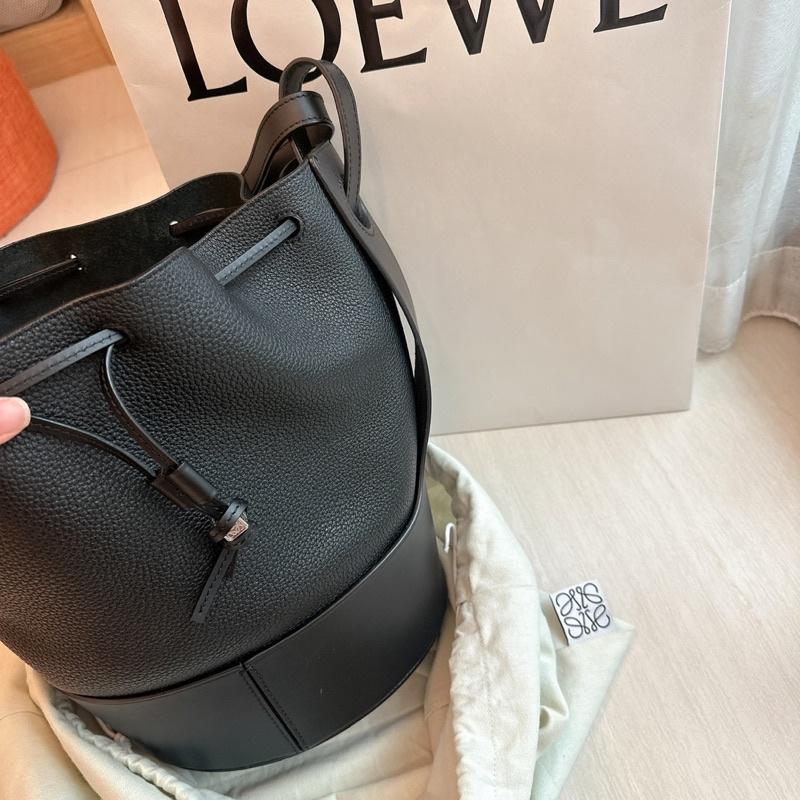 小丸媽二手精品 LOEWE Balloon 黑色 so black銀色串珠 中款雙提把小牛皮手提斜背氣球水桶包-細節圖4