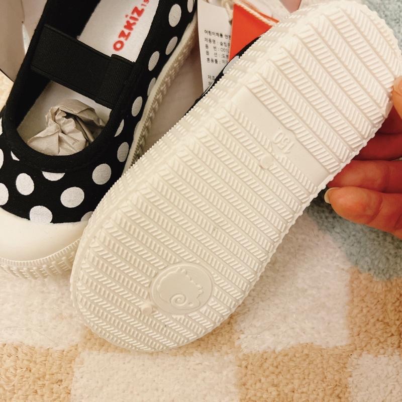 韓國ozkiz女童娃娃鞋黑色點點平底鞋15公分-細節圖3