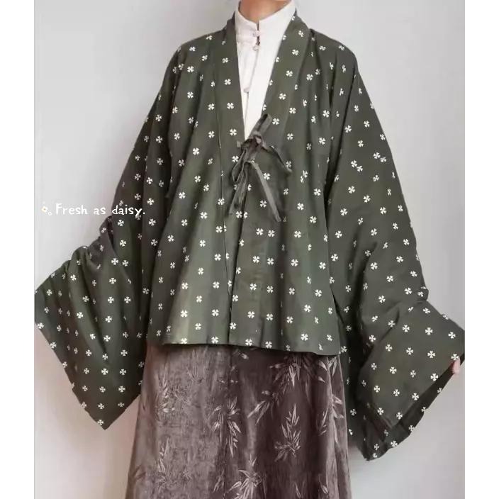 ｜春日醒｜四葉草的祝福🌼改良式漢服日常漢服漢服女裝漢服上衣開衫對襟衫春秋褶衣魏晉南北朝漢服燈心絨-細節圖4