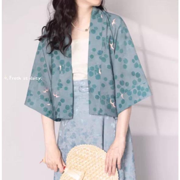 ｜春日醒｜白鳶🌼改良式漢服日常漢服漢服女裝上衣漢服外套開衫對襟衫宋制貉袖春夏少女-細節圖2